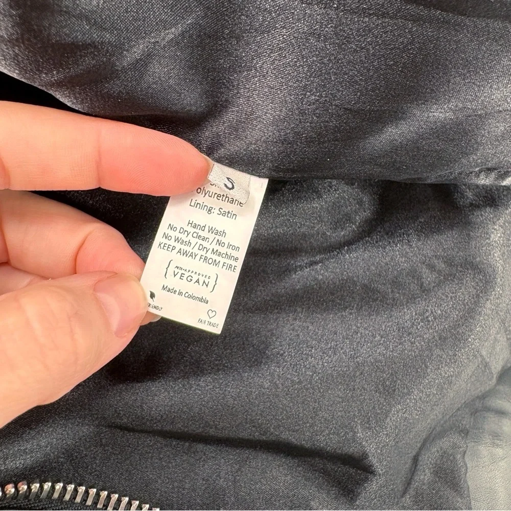 DAUNTLESS NYC | Vegan Leather Moto Biker Jacket in Black | S - Picture 13 of 14